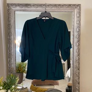 Lovely top! Worn only once, emerald green with side zipper. Kimono sleeves.